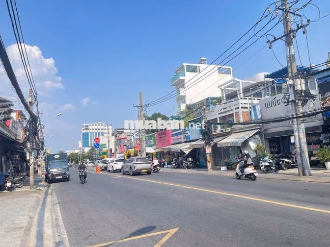 Mặt Tiền Hậu Giang - Gần Bệnh Viện Bình Phú.