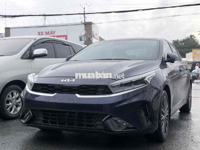 Kia K3 Premium 2022 Xám 24.000 km