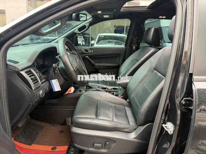 Ford Everest Titanium 4x4 2021 Đen 18.000km