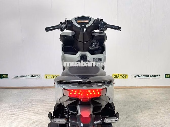 Vario 125 Smartkey 2024 Xám Xi Măng 9 Chủ Biển 63