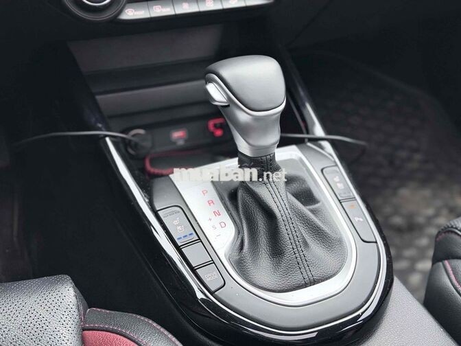 Kia K3 Premium 2022 Xám 24.000 km