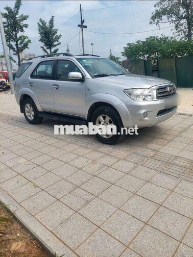 Toyota Fortuner 2009 Bạc