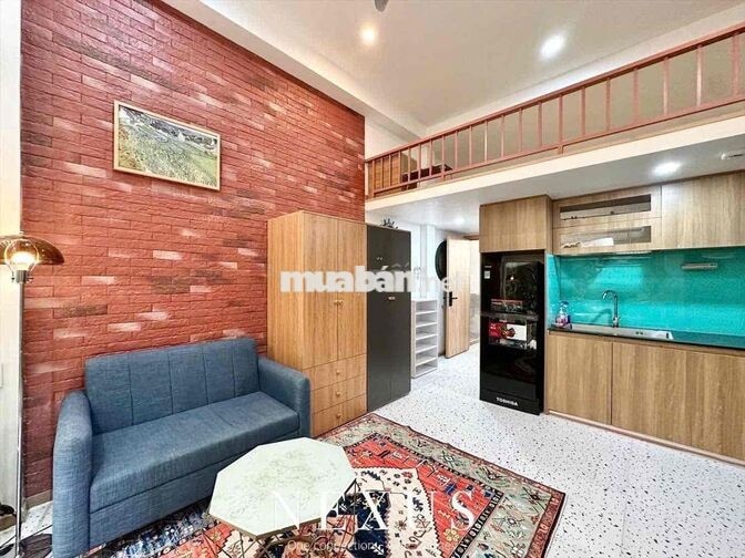 Căn hộ có gác Full nội thất + sân sau thoáng mát ngay CV Làng Hoa