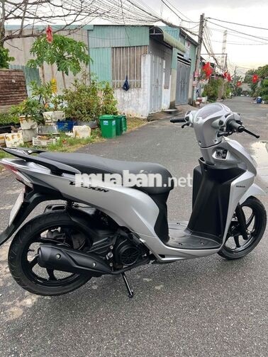 Honda Vision 2017 Bạc