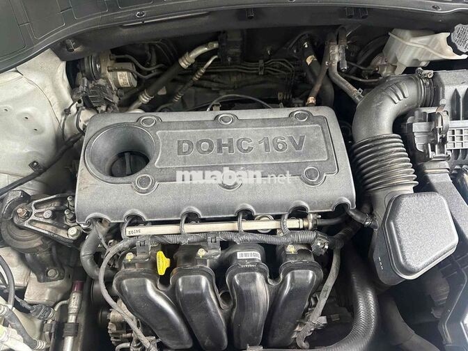 Hyundai Santa Fe AT 7 chỗ đời 2013 máy xăng