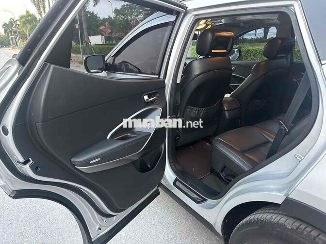 Hyundai Santa Fe AT 7 chỗ đời 2013 máy xăng
