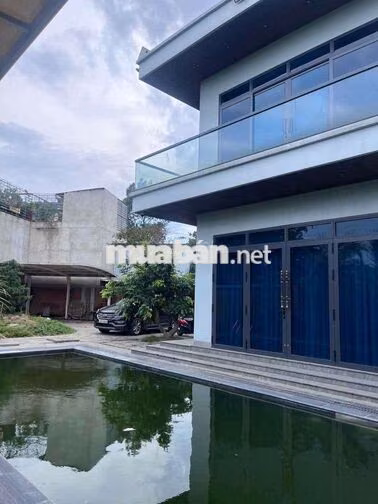 Cho thuê nhà  600m2 làm văn phòng- ngã 6 An Phú