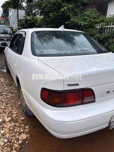 Toyota Camry LE Trắng Nhật Bản Sàn