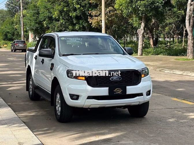 Ford Ranger 2022 2.2 XLS 4x2AT Trắng Tự động