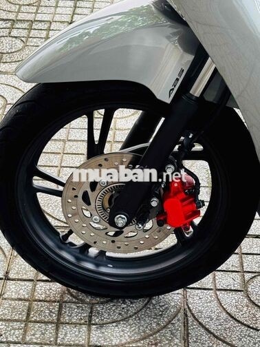 Honda SH 125i ABS 2024 Xám xi măng