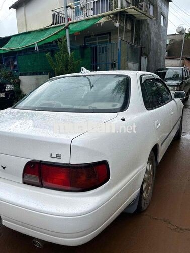 Toyota Camry LE Trắng Nhật Bản Sàn