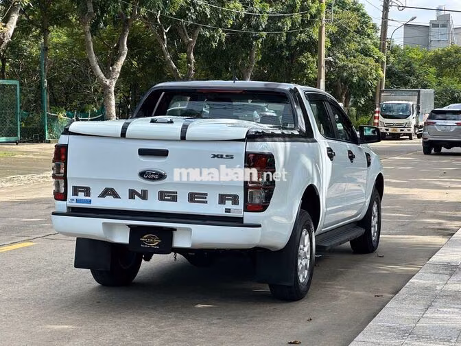 Ford Ranger 2022 2.2 XLS 4x2AT Trắng Tự động