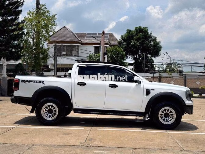 Ford Ranger XLS 2022 Trắng Tự động 8vạn 100củ đồ