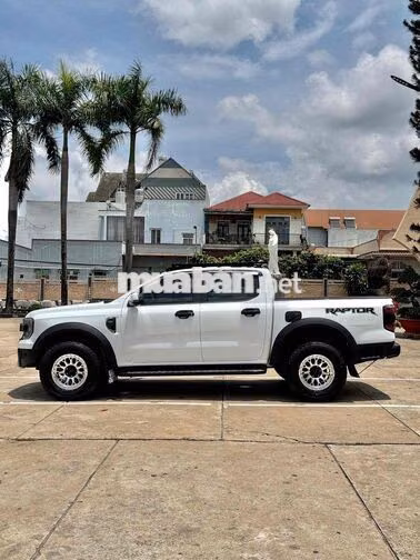 Ford Ranger XLS 2022 Trắng Tự động 8vạn 100củ đồ