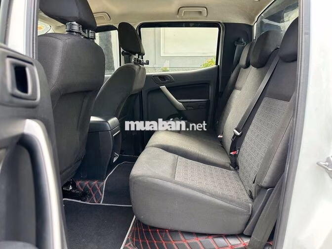 Ford Ranger 2022 2.2 XLS 4x2AT Trắng Tự động