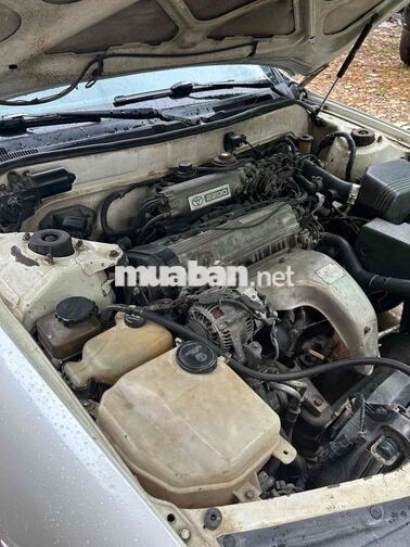 Toyota Camry LE Trắng Nhật Bản Sàn
