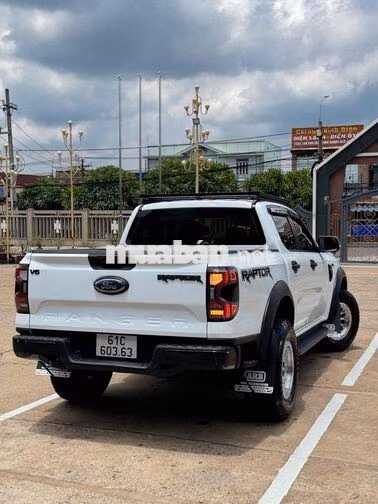 Ford Ranger XLS 2022 Trắng Tự động 8vạn 100củ đồ