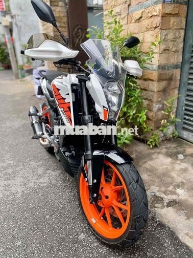 KTM Duke 200 33000 km Trắng cam đen