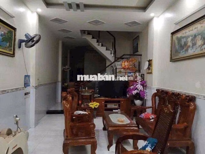 cho thuê nhà trệt lầu mặt tiền đường Nguyễn Hữu Cảnh , phường đông hoa