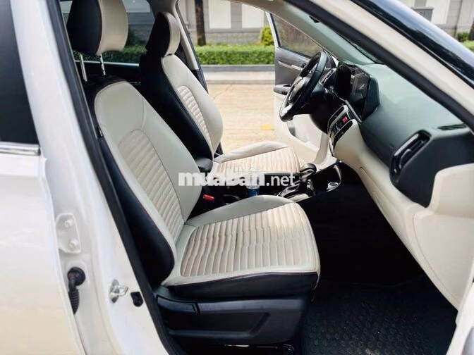 Kia Sonet 2023 1.5 Premium Trắng 36.000 km