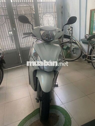 Honda Vision Trắng chính chủ - Biển số HCM