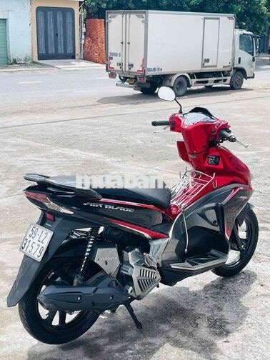 Air Blade Siêu nhân 2017 Đỏ đen chính chủ