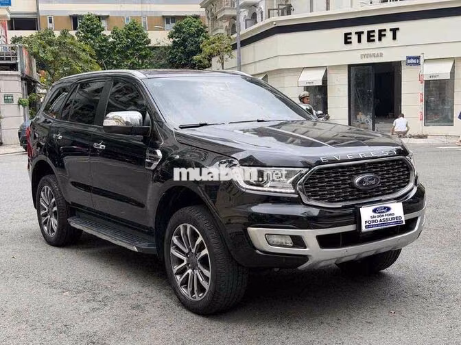Ford Everest Titanium 4x4 2021 Đen 18.000km