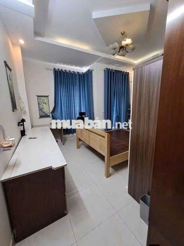 Cho thuê nhà 1 Trệt 2 Lầu gần Làng Đại học và chợ Đông Hoà