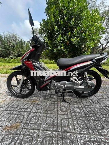 Honda Wave RSX FI  bs đẳng cấp 8686. ( bao ký giấy