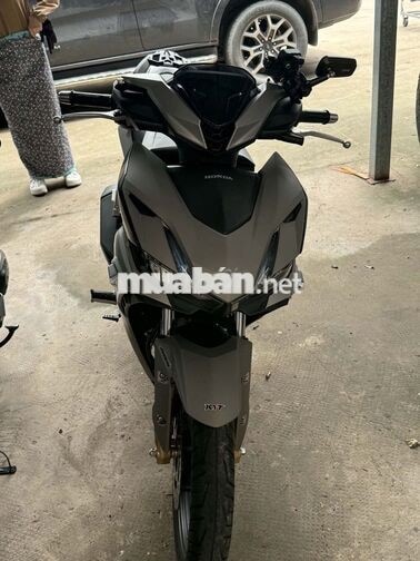 Honda Winner V4 2025 Bạc đen 9.500 km