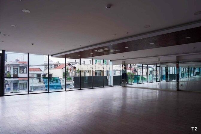 CẦN CHO THUÊ MBKD 11x33M LÝ PHỤC MAN QUẬN 7 GIÁ 90tr/th
