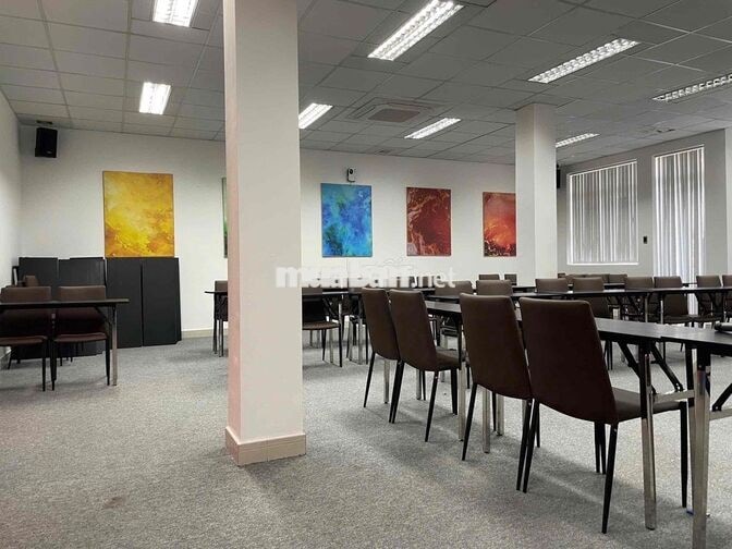 CHO THUÊ BIỆT THỰ HIMLAM QUẬN 7 TK PHÙ HỢP LÀM VĂN PHÒNG GIÁ 130tr