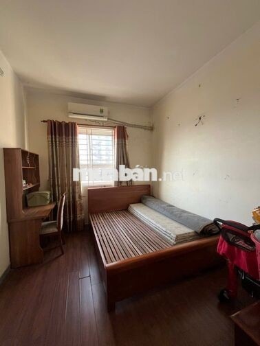 Cho thuê chung cư 105 m2 gần tòa VTC Minh Khai - Hà Nội