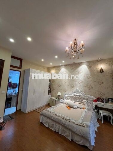 Cho thuê nhà liền kề 129 Trương Định -90m2- 5 tầng - ô tô đỗ cửa