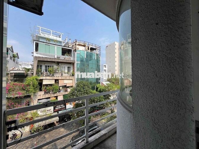Rộng Thênh Thang - Nguyên Sàn 60m2 - 2PN - Ngay Dakao Quận 1