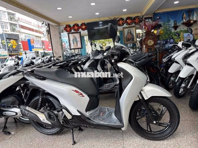 Honda SH 150i 2019 Bạc Porsche BSTP Bao Sang Tên