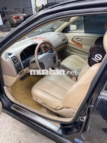 Nissan 5 chỗ màu Đen