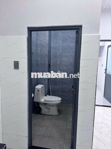 nhà mới xây cho thuê nguyên căn