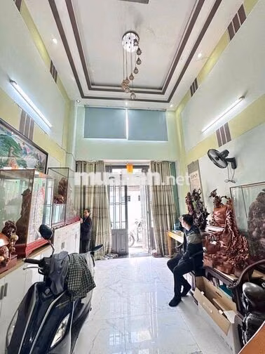 NHÀ 3 LẦU HẺM XE HƠI - QUANG TRUNG P8 GÒ VẤP