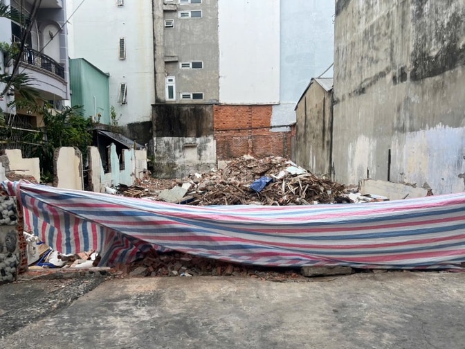 📍Bán 2 lô đất DT:5x20m, hẻm xe hơi 5m Cầm Bá Thước, P7.