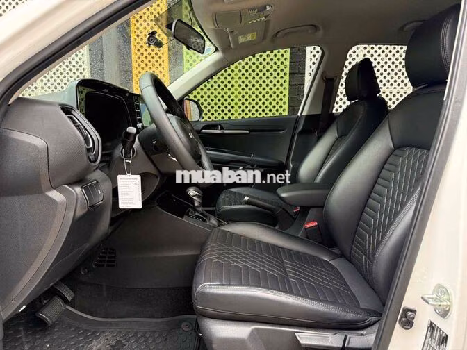 Kia Sonet Luxury 2024 Trắng/Đen 16.000km