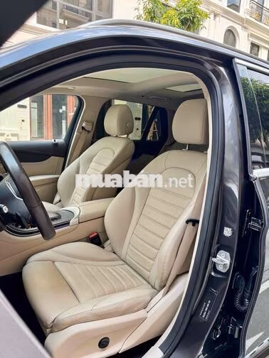 Mercedes GLC 300 4MATIC 2020 Form Mới ✅