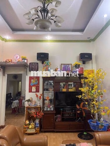 Bán nhà mặt tiền Đào Sư Tích 240m2