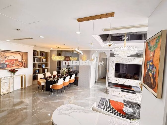 Bán gấp 2PN 8 tỷ - 82m2 - Có sổ hồng - View thoáng - LH Cozy Home