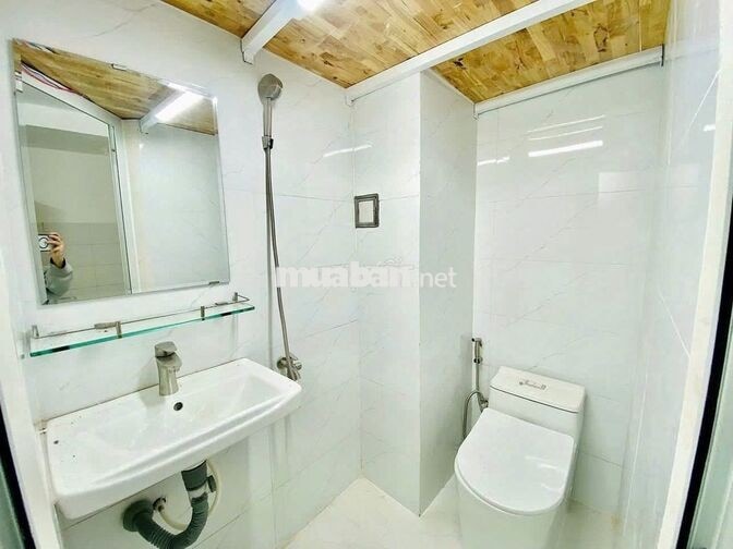 PHÒNG GÁC CAO SẴN MÁY LẠNH SÁT BÊN CHỢ BÌNH THÀNH - AEON - KDC VL