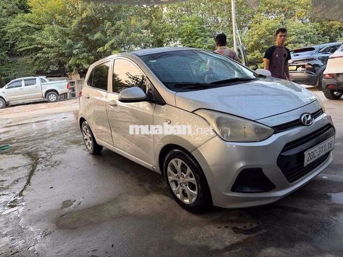 Hyundai I10 2015 Bạc 5 chỗ