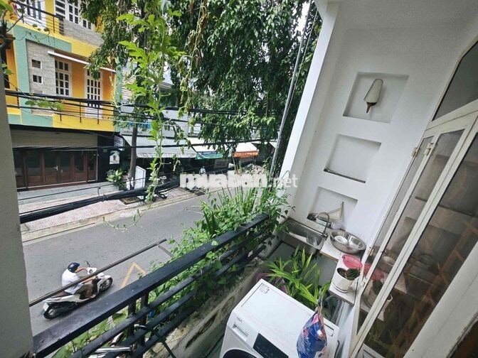 🏠 PHÒNG BAN CÔNG RỘNG RÃI – GIÁ 6.5 TRIỆU – NGAY VIETCOMBANK PHẠM HÙNG