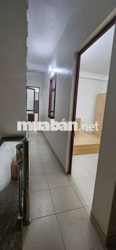 CHO THUÊ NHÀ NGUYÊN CĂN LÁNG HẠ - 50M² - 3 TẦNG - GẦN HỒ HOÀNG CẦU