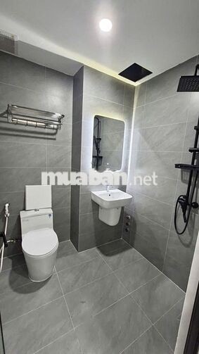 KĐT PHƯỚC LONG NHÀ MỚI 3,5 TẦNG 6 PHÒNG NGỦ