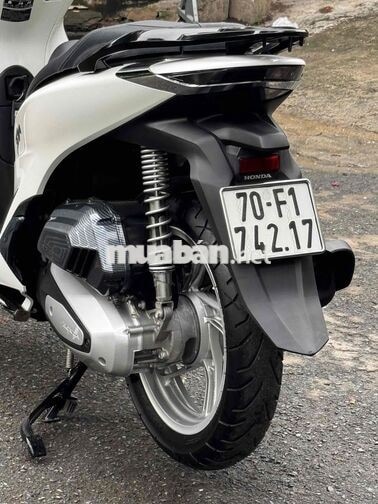 Honda SH 125i 2025 Trắng đẹp leng keng